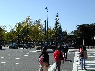 和田倉門前